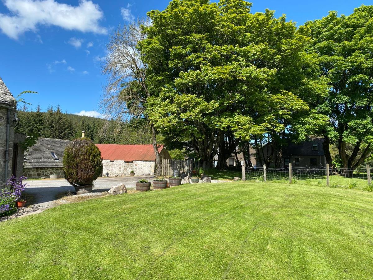 Parkmore Holiday Cottages Dufftown Exterior photo